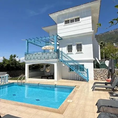 Hayat Oludeniz 6 فيلة فتحية